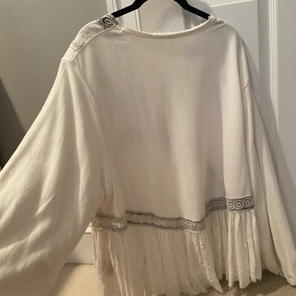COPY - White blouse (sweater/sweater material) - Picture 2 of 5